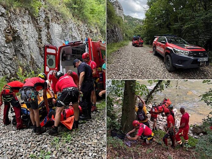 Turist salvat din abruptul Pereții Gri Turist salvat din abruptul Pereții Gri