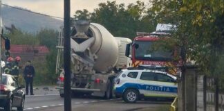 Accident pe DN 1, în Tileagd: patru vehicule implicate. O persoană a ajuns la spital