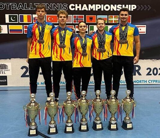 Cinci sportivi din Salonta aduc în Bihor 14 medalii de aur de la Mondialele de Fotbal-Tenis FIFTA 2026